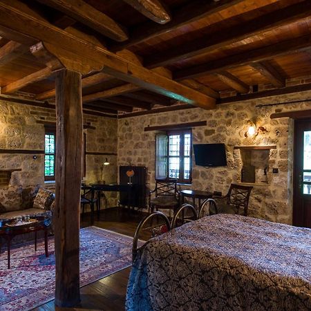 וריה Boutique Hotel Kokkino Spiti מראה חיצוני תמונה