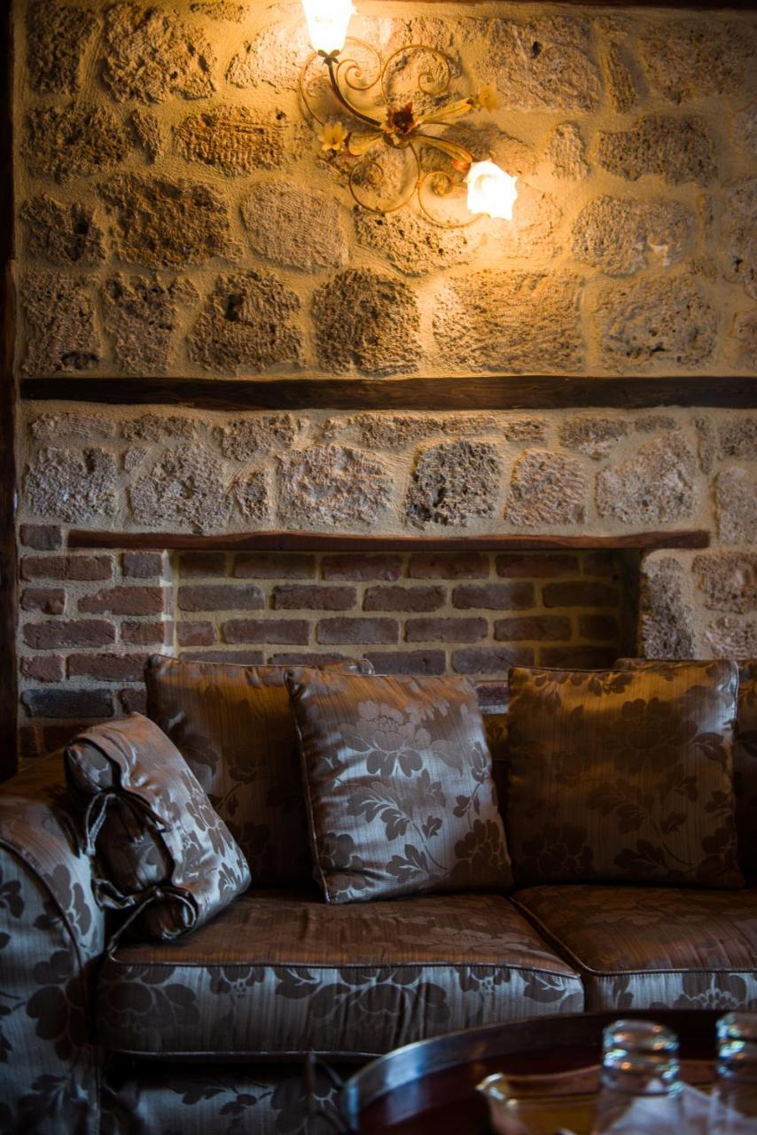 וריה Boutique Hotel Kokkino Spiti מראה חיצוני תמונה