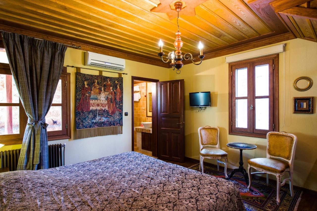 וריה Boutique Hotel Kokkino Spiti מראה חיצוני תמונה