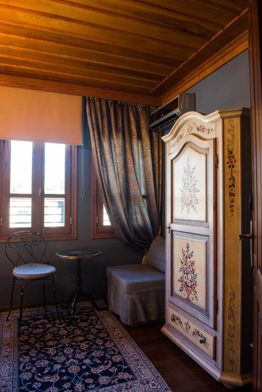 וריה Boutique Hotel Kokkino Spiti מראה חיצוני תמונה